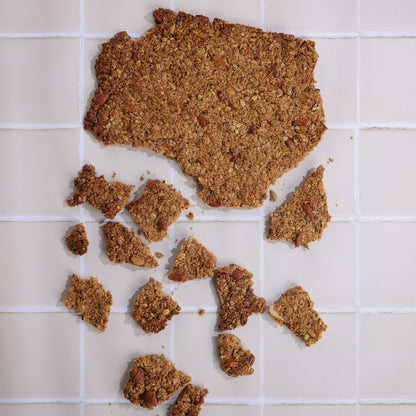 Oloa Original Almond Granola Chunks